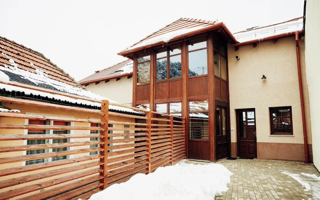Cozy Apartment Brasov Exterior photo